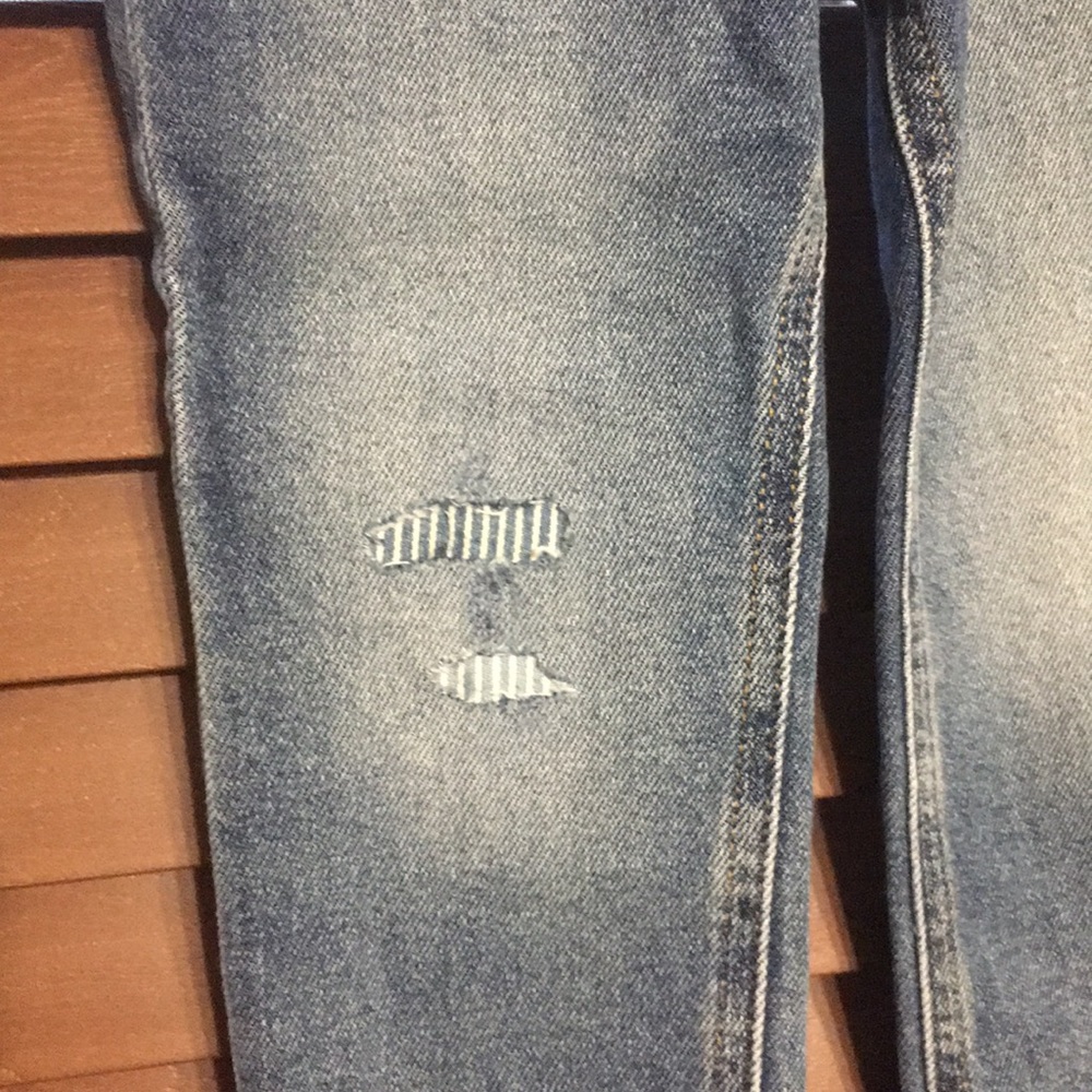 Toddler cuffed jeans - Picture 2 of 3